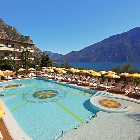 Hotel Ilma Limone sul Garda Esterno foto