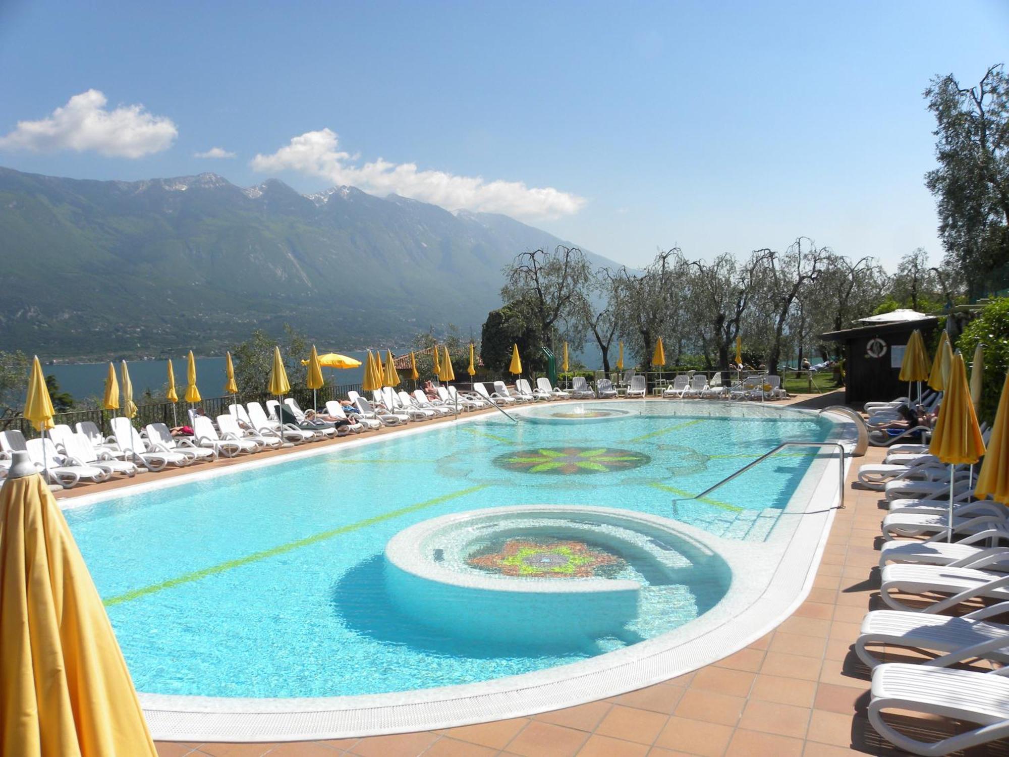 Hotel Ilma Limone sul Garda Esterno foto