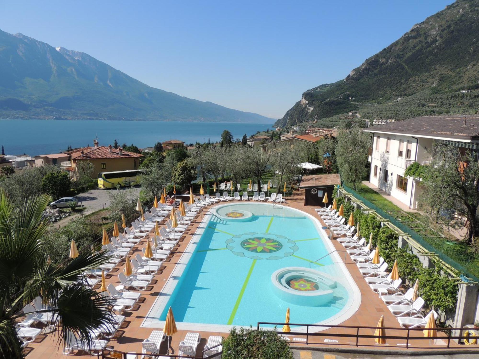 Hotel Ilma Limone sul Garda Esterno foto