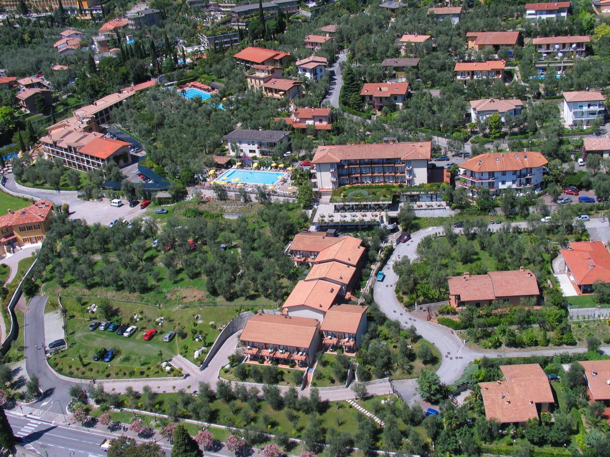 Hotel Ilma Limone sul Garda Esterno foto