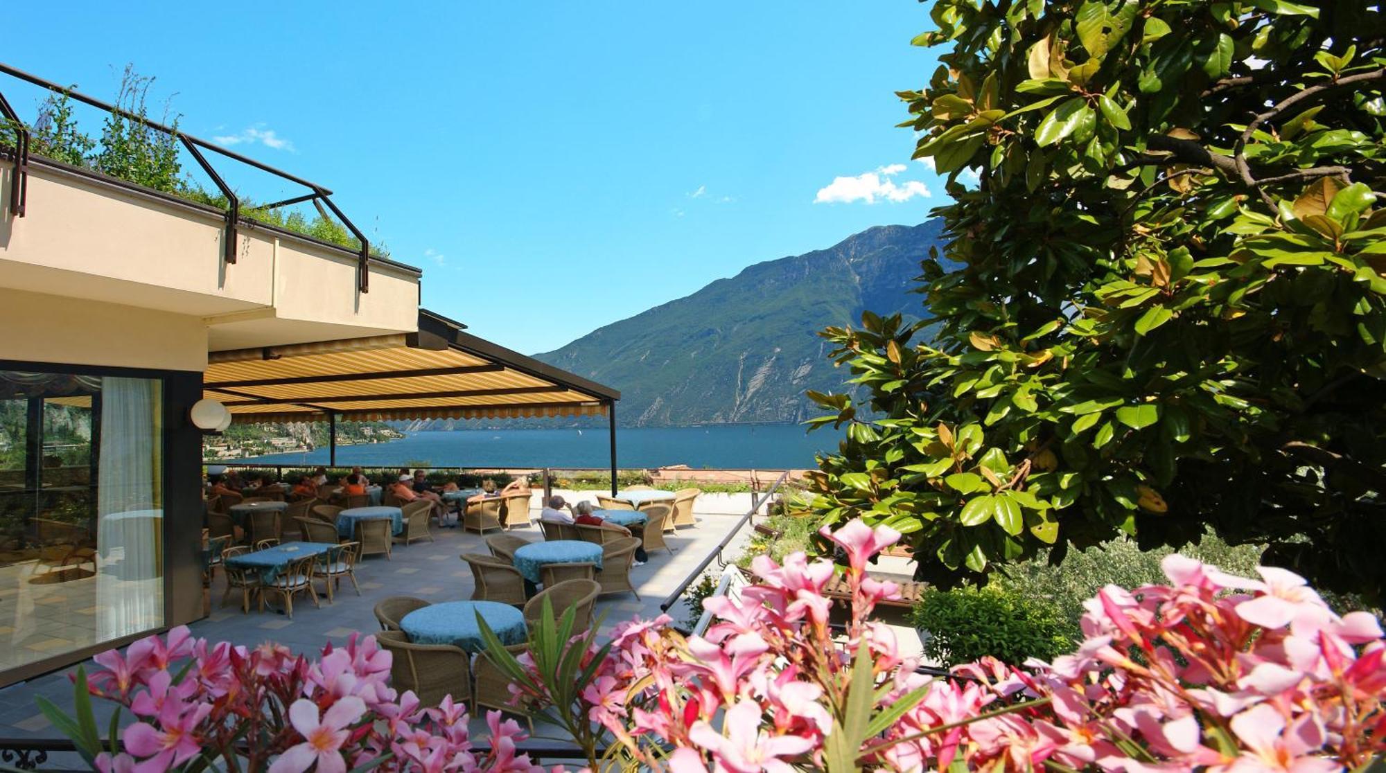 Hotel Ilma Limone sul Garda Esterno foto