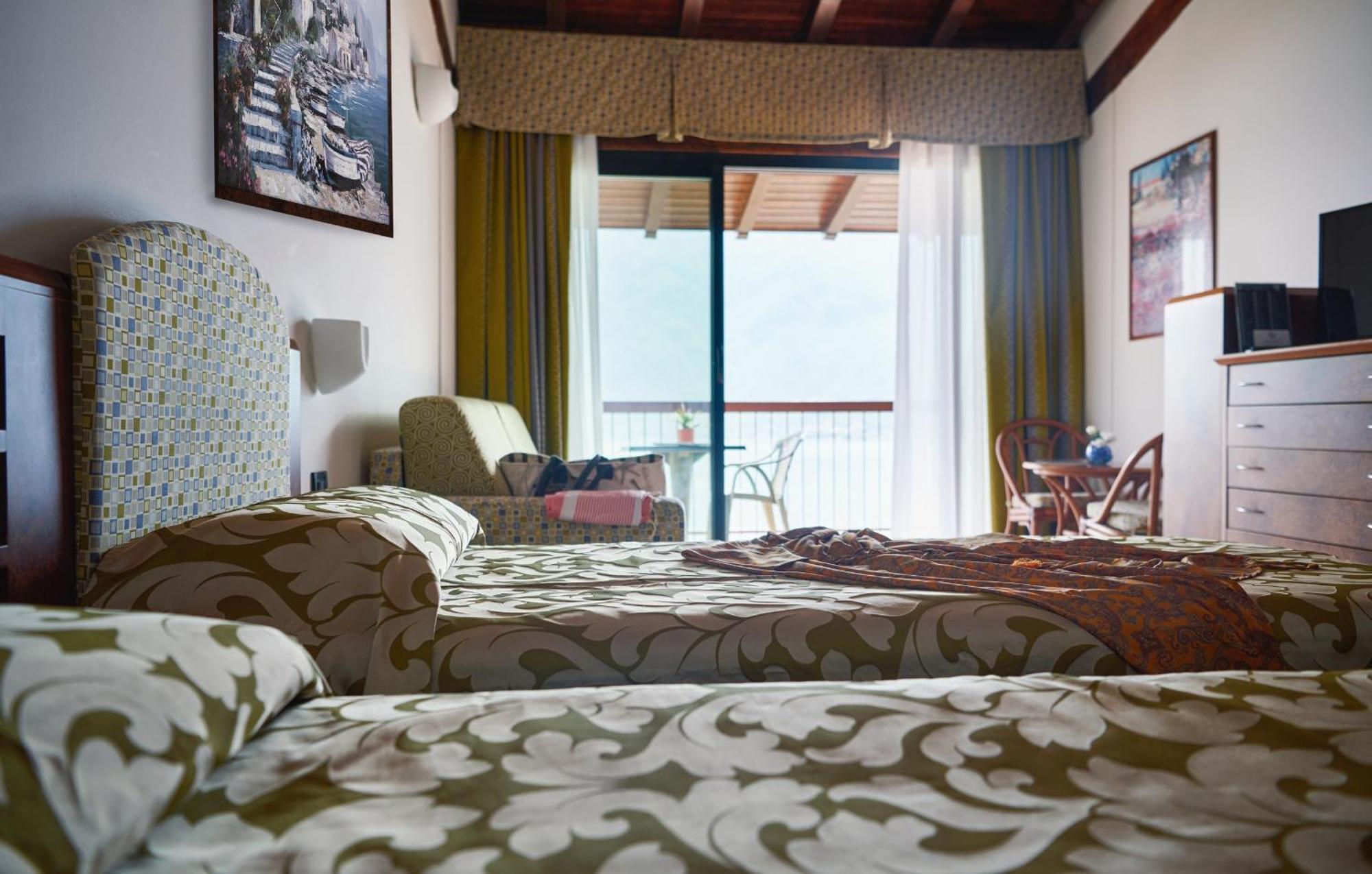 Hotel Ilma Limone sul Garda Esterno foto