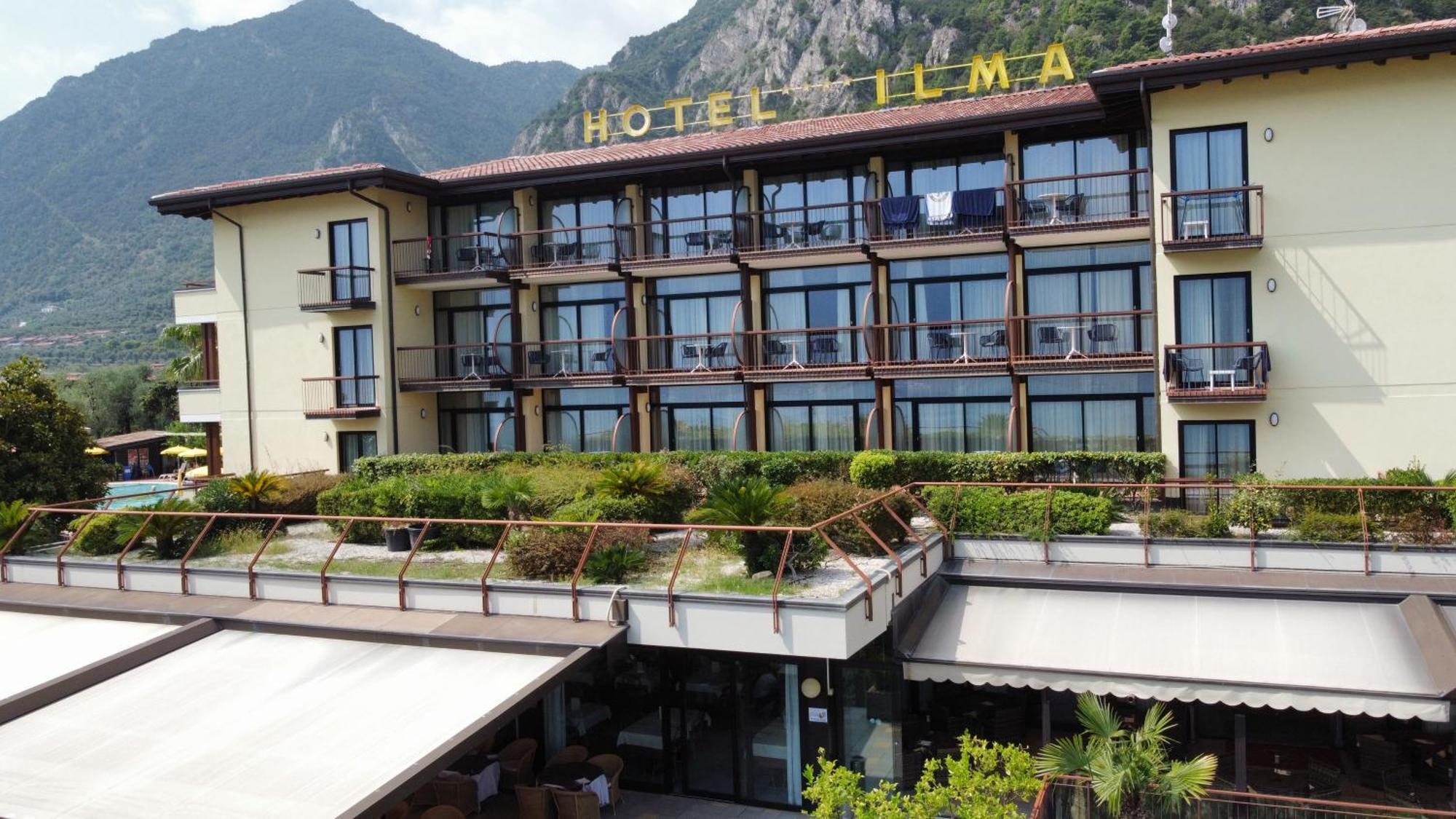 Hotel Ilma Limone sul Garda Esterno foto