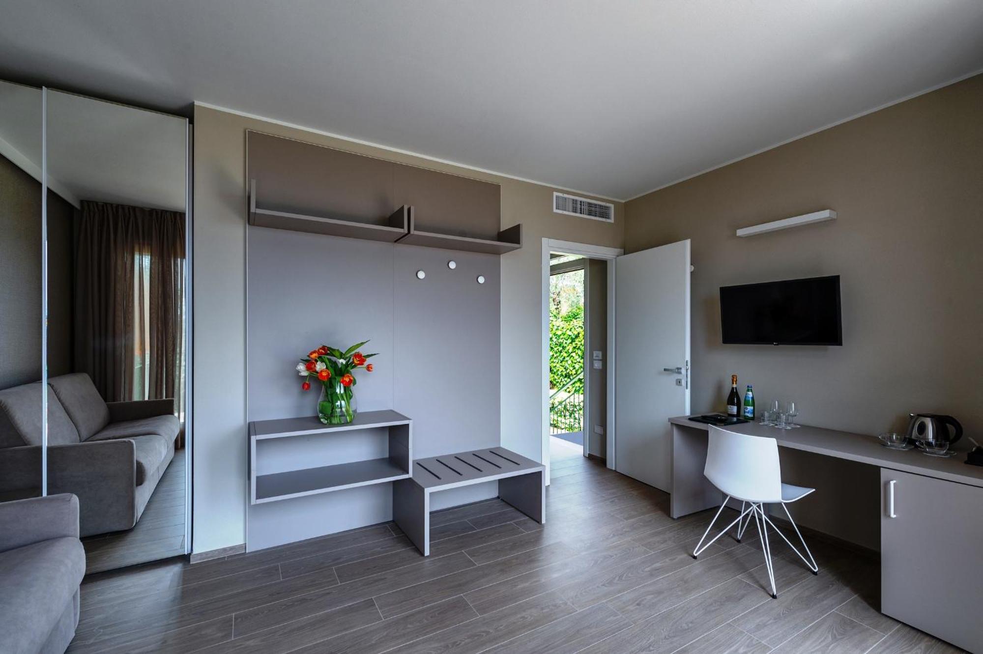 Hotel Ilma Limone sul Garda Esterno foto