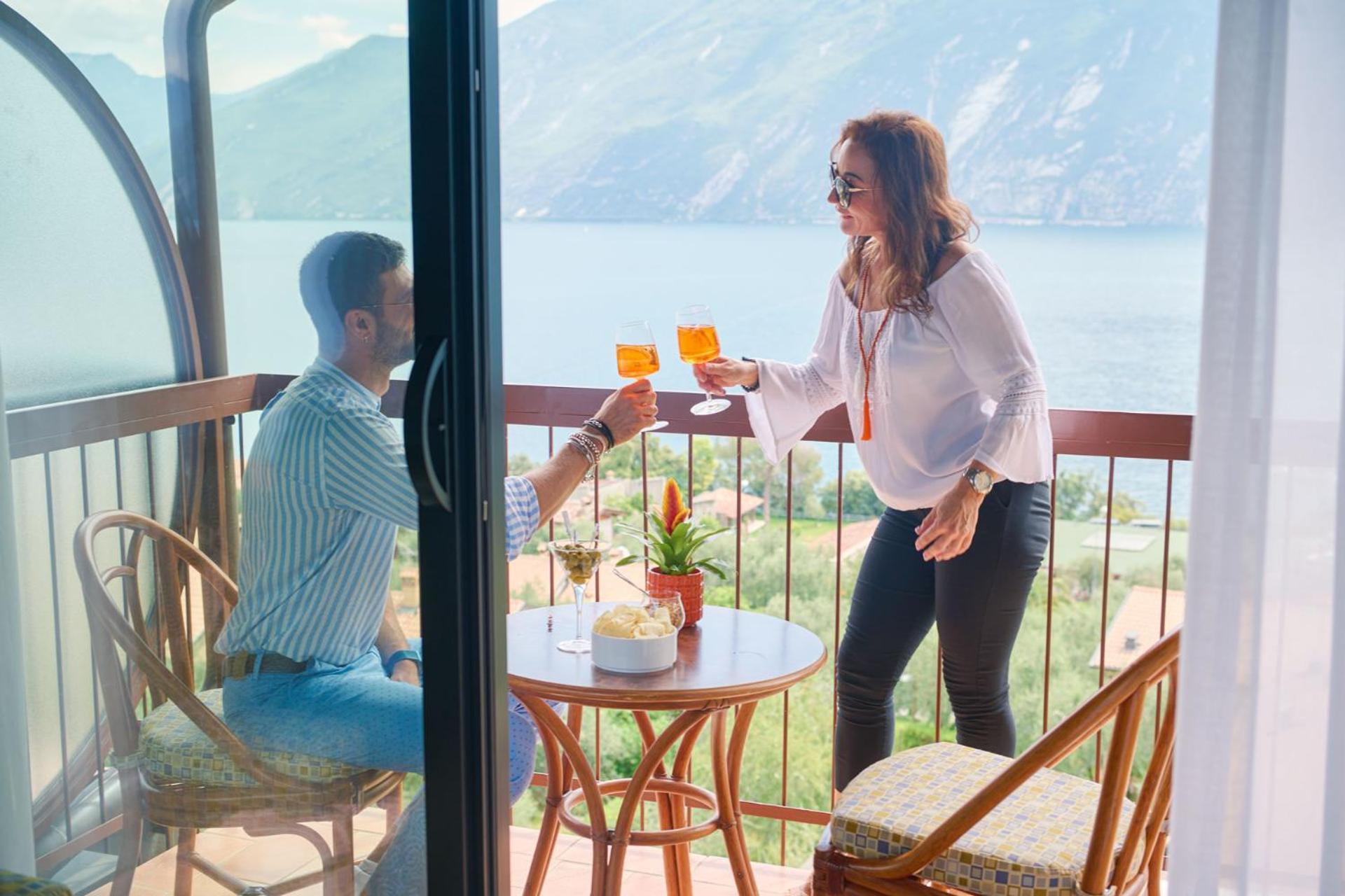 Hotel Ilma Limone sul Garda Esterno foto